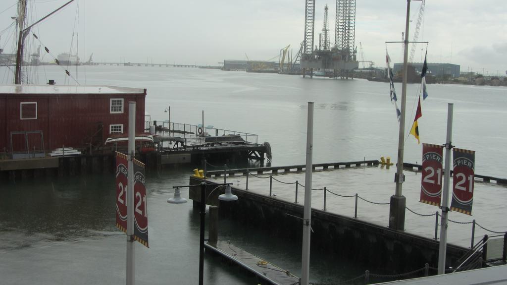 Harbor House Hotel And Marina Galveston Eksteriør bilde