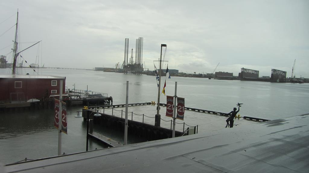 Harbor House Hotel And Marina Galveston Eksteriør bilde