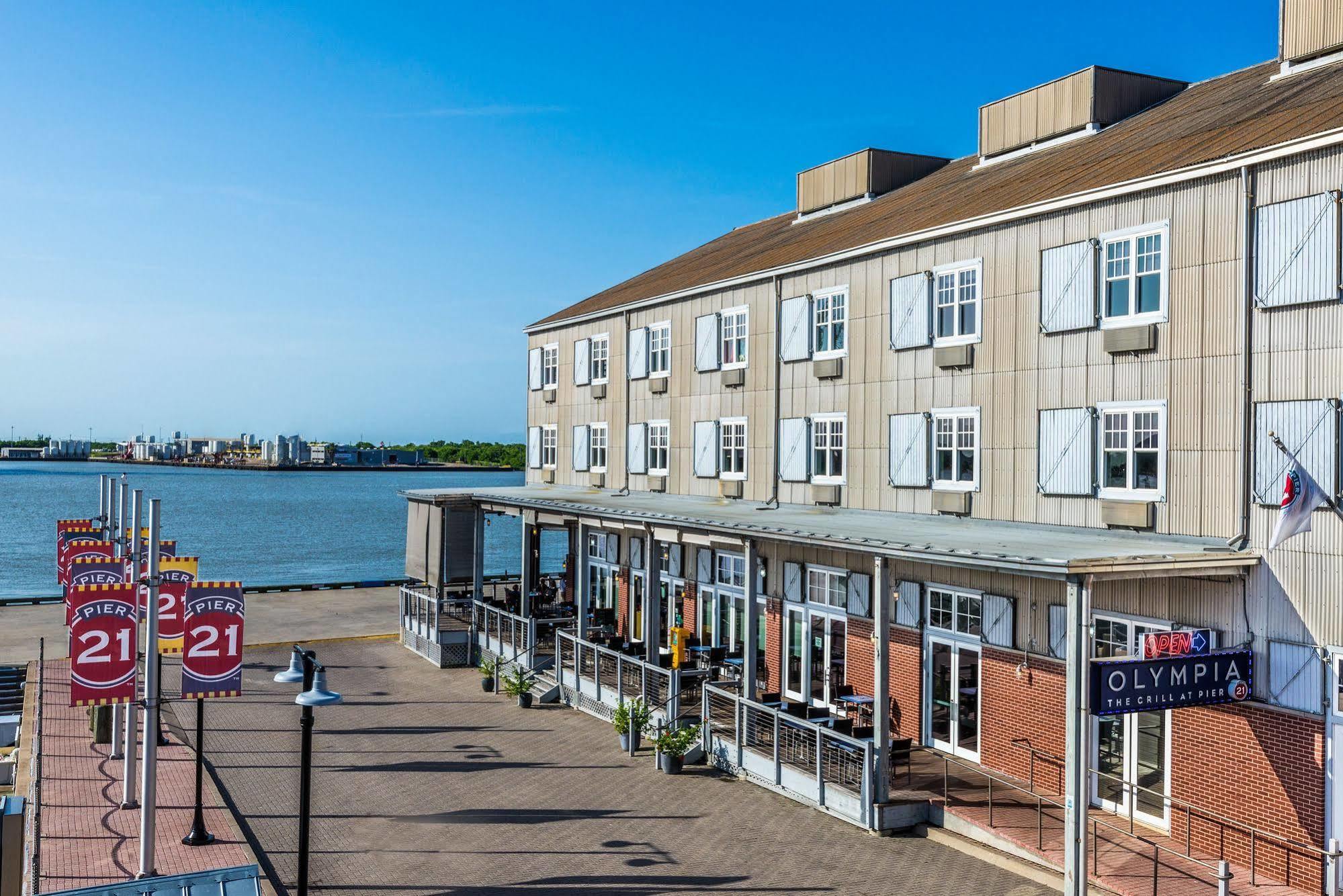 Harbor House Hotel And Marina Galveston Eksteriør bilde